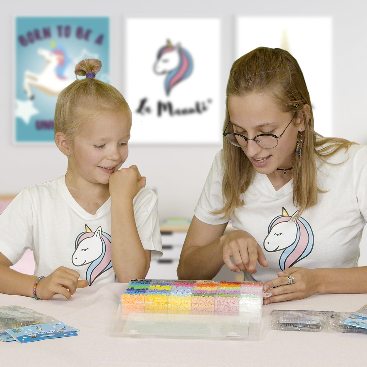 Koraliki do prasowania 11000 szt MIX + ŚWIECĄCE W CIEMNOŚCI